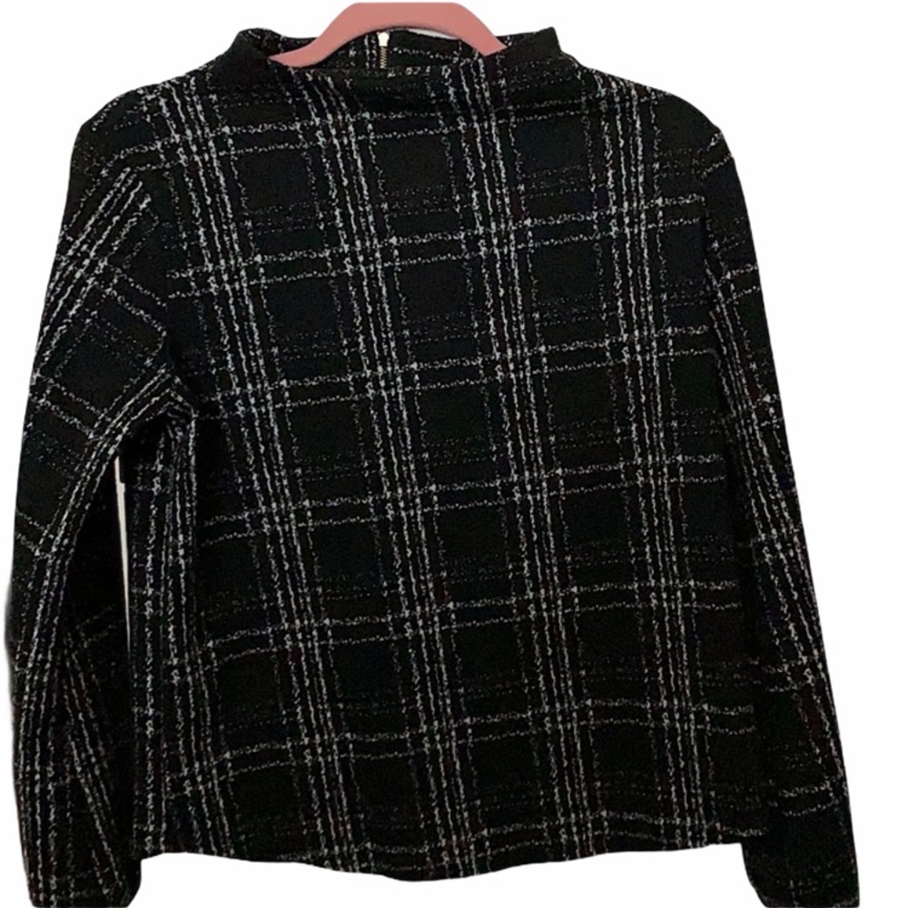 Stitched tweed style thin sweater